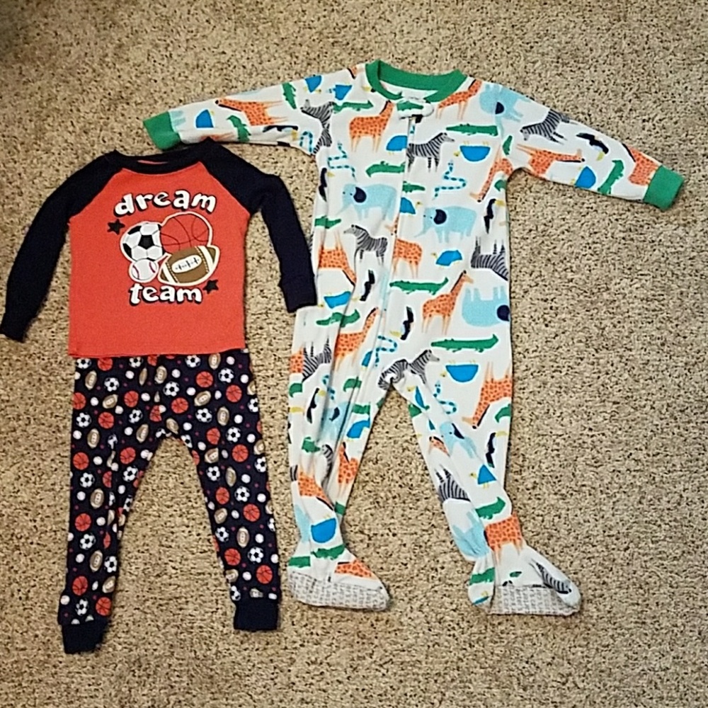 Pajama lot 18mo boy - Animals and Sports